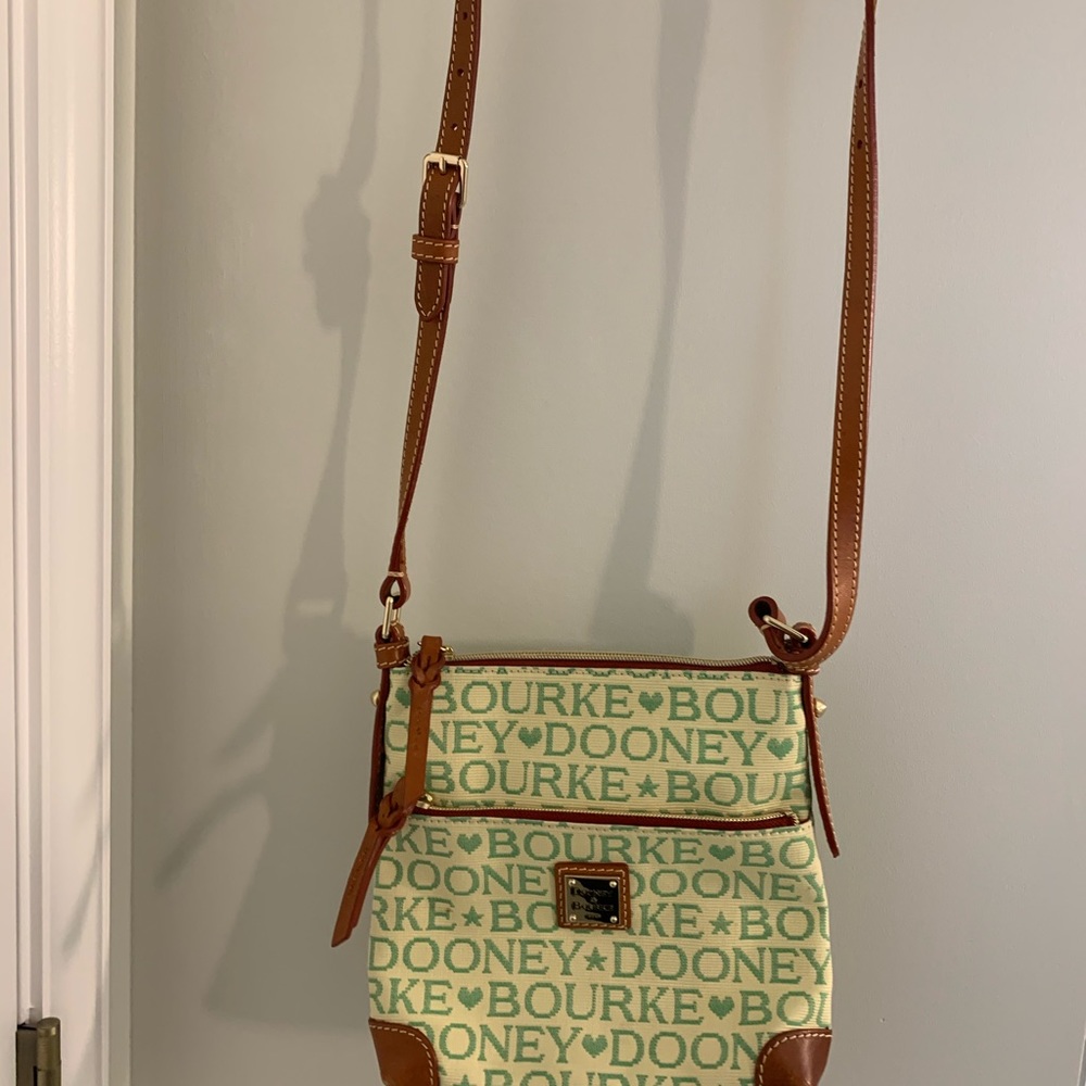 Rooney & Bourke like new crossbody bag